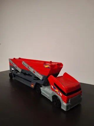 Camión Hot Wheels Rojo Convertible Seminuevo