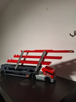 Camión Hot Wheels Rojo Convertible Seminuevo