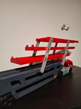 Camión Hot Wheels Rojo Convertible Seminuevo