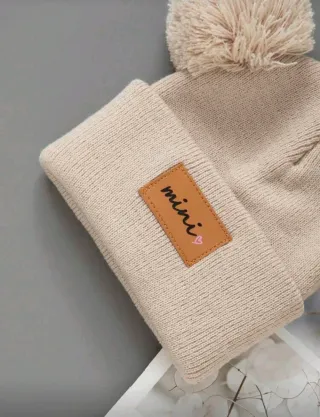 Gorro bebé pompón mini