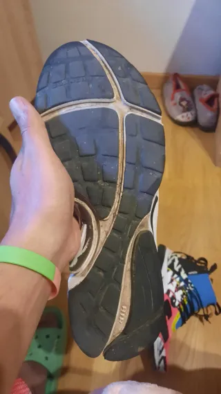 Nike Air Presto Acronym