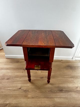 Mesilla de madera extensible