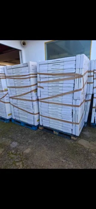 Mesas plegables de resina blancas