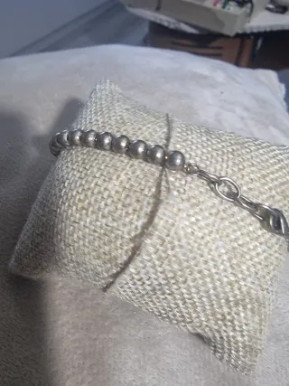 Pulsera plata y piedras naranjas