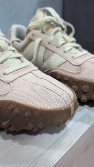 New Balance Beige/Rosa Sneakers originali