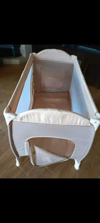 Parque cuna con cambiador y capota