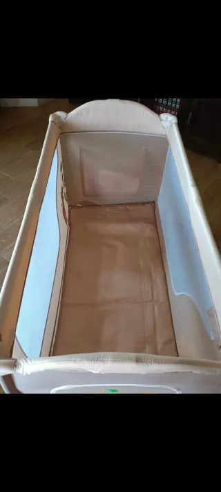 Parque cuna con cambiador y capota