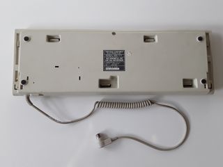 TECLADO VINTAGE AMSTRAD AIRO 1512