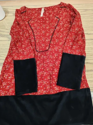 Blusa Springfield floral roja