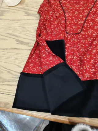 Blusa Springfield floral roja