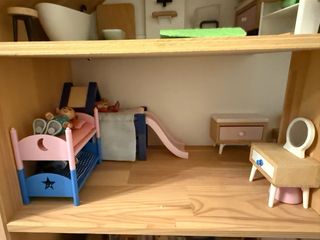 Casa de muñecas Ikea con muebles