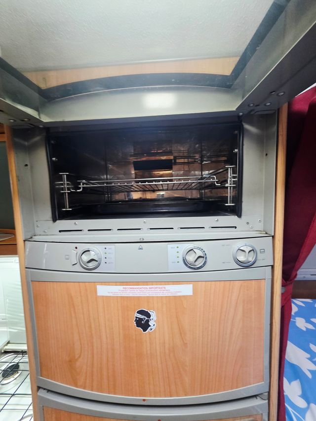 Renault CI RIVIERA GARAGE P - Aire/Toldo/Placa/Ne