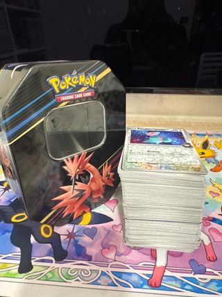 Lotto carte Pokemon ITA + Tin Vuota Zenith