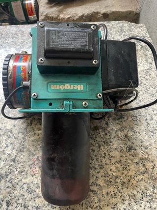 Due bruciatori a gasolio e altri pezzi Hergom 440211