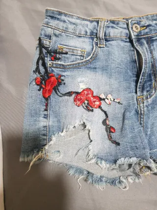 Shorts vaqueros chica bordados