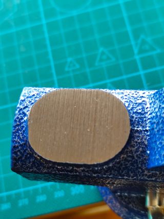 Tornillo giratorio hierro fundido 60mm. Nuevo