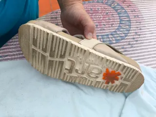 Sandalias Art Beige Talla 38 Nuevas