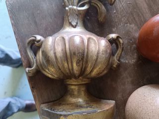 Aplique antiguo madera dorado flor