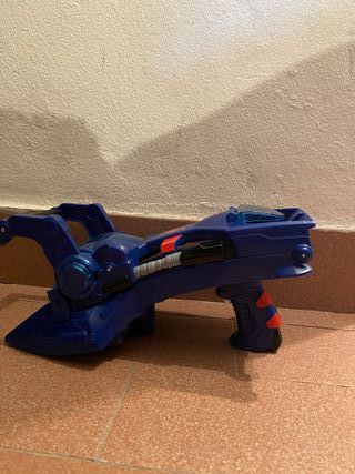 Monsuno Lanciatore + 3 Personaggi