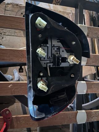 Piloto trasero izquierdo BMW E39