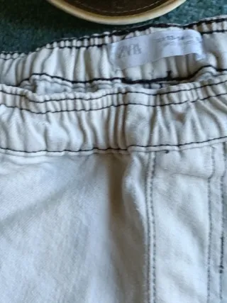 Pantalón beige