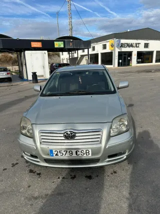 Toyota Avensis 2005
