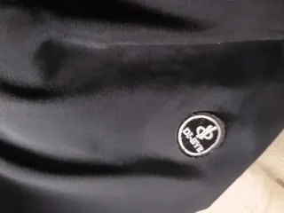 Parka Negra con Capucha