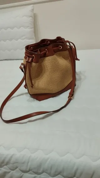 Bolso de paja y piel