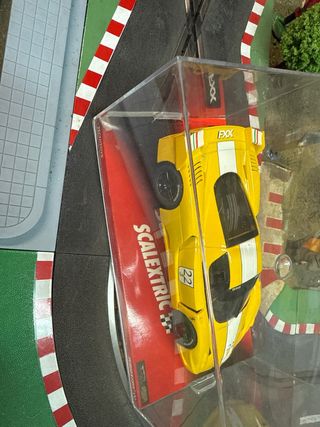 Scalextric Ferrari FXX Amarillo