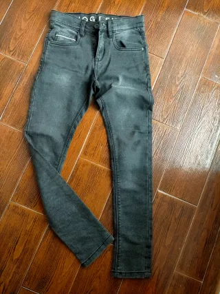 Pantalón niño C&A gris