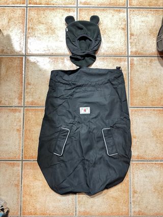 Funda Porteo Polar Impermeable con gorro.