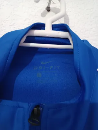 Chaqueta deportiva Nike azul