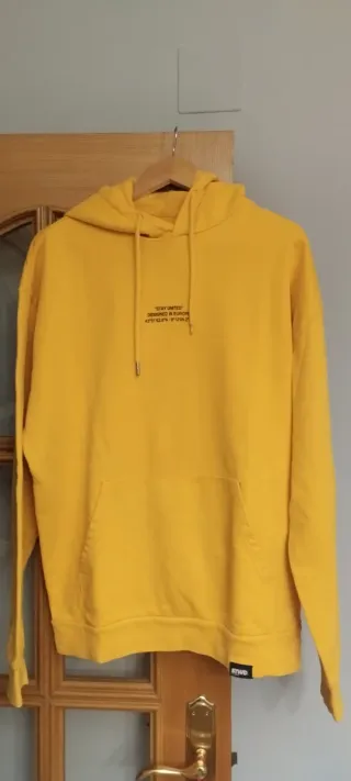 Sudadera amarilla manga larga hombre