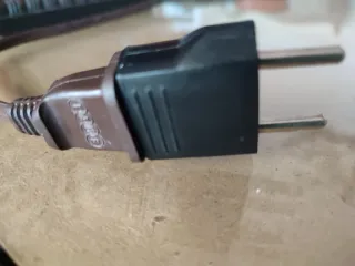 Una lámpara (o dos lámparas) de mesa