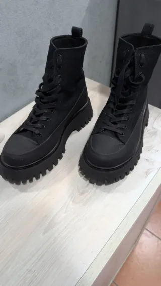 Stivali neri bronx con suola chunky taglia 42