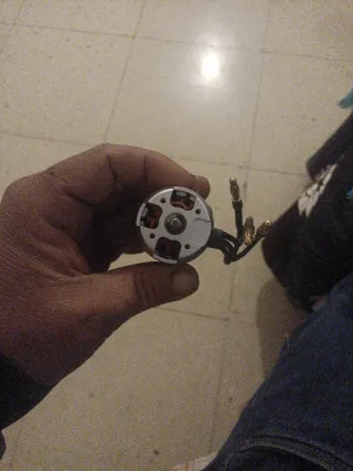 Motor EMAX BL2826/06 aeromodelismo