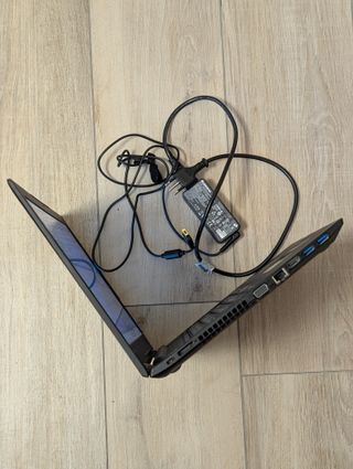 Lenovo V510 i5 7th 8GB RAM 240GB SSD W11