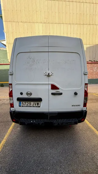 Nissan NV400 2016