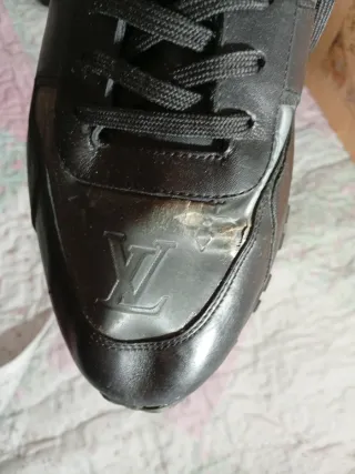 Zapatillas Louis Vuitton Talla 9.5 UK Hombre