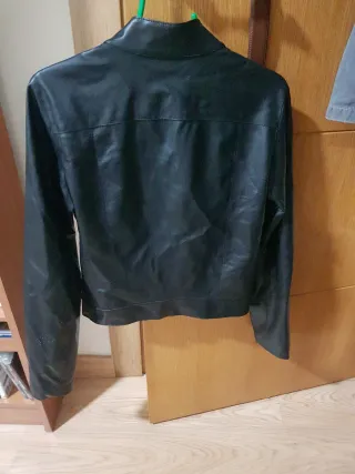 Chaqueta cuero negra mujer