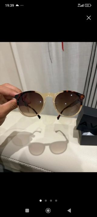 Gafas de sol Hawkers marrones y doradas