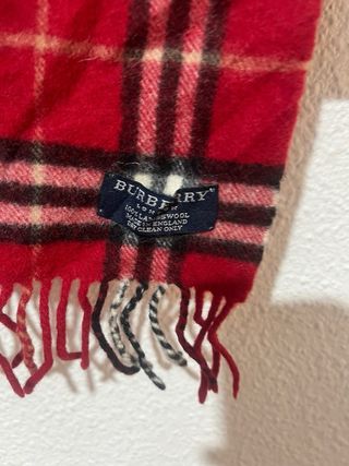 Bufanda Burberry Tartán Roja