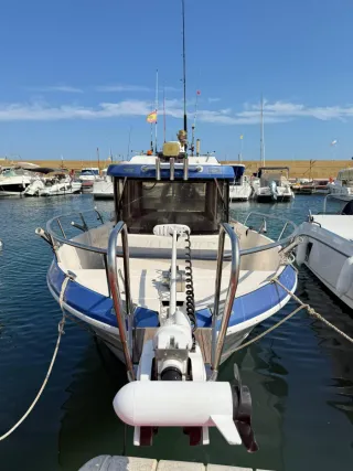 Barco de pesca Yuki Sentinel