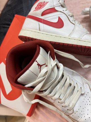 Nike Air Jordan Rojo Blanco