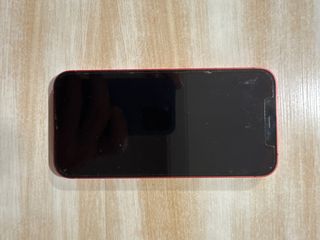 iPhone 12 Rojo