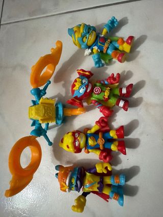 4 Muñecos Súper Zings Grandes