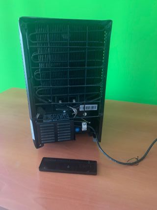 Vinoteca Cecotec - No enfría