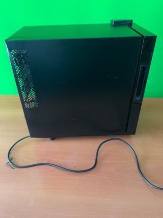 Vinoteca Cecotec - No enfría