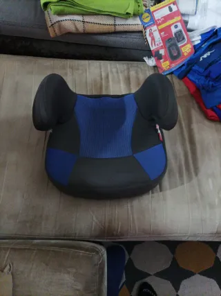 Elevador coche niños azul y negro