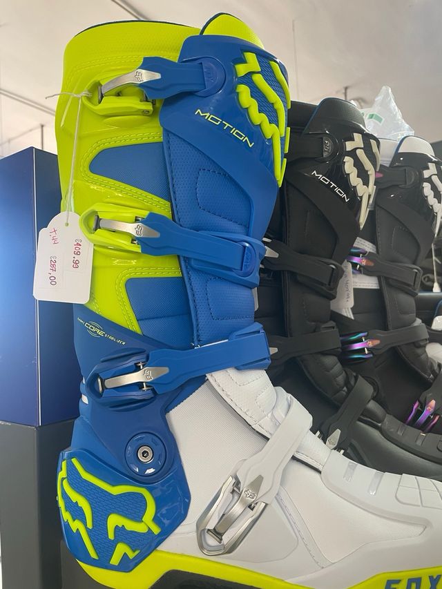 Ropa y Accesorios FOX Moto y Calle